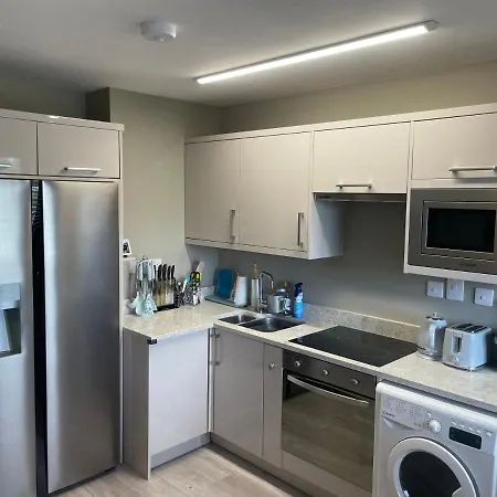 Small,smart,tidy 2 Bed * Galway